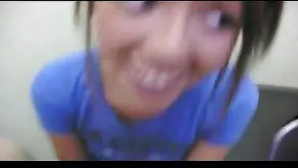 Sonia vino al casting videos pirno de mexicanas y se roció con aceite, ¡matando a todos los concursantes !