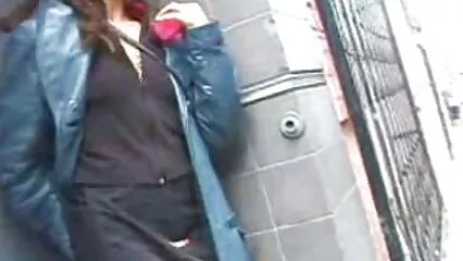 Anime tipok le enseñó a nadar porno lesbico mexicano a su lobo, y ella le dio un trasero como muestra de gratitud por ello